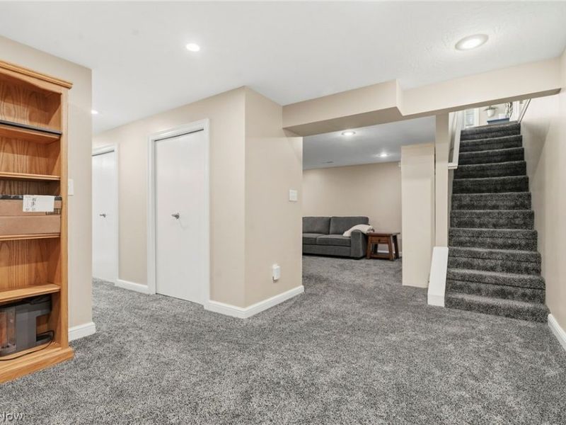 10930 Heltman Avenue NE, Alliance, OH 44601 Photo 20