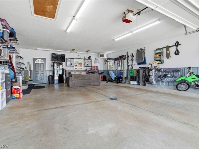 10930 Heltman Avenue NE, Alliance, OH 44601 Photo 25