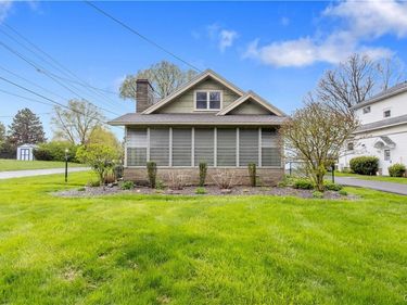 224 Lathrop Rd, Syracuse, NY 13219