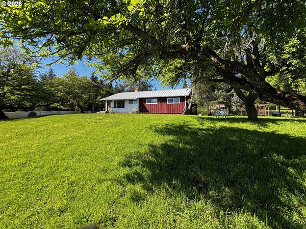 48799 MCFARLAND RD, Oakridge, OR 97463