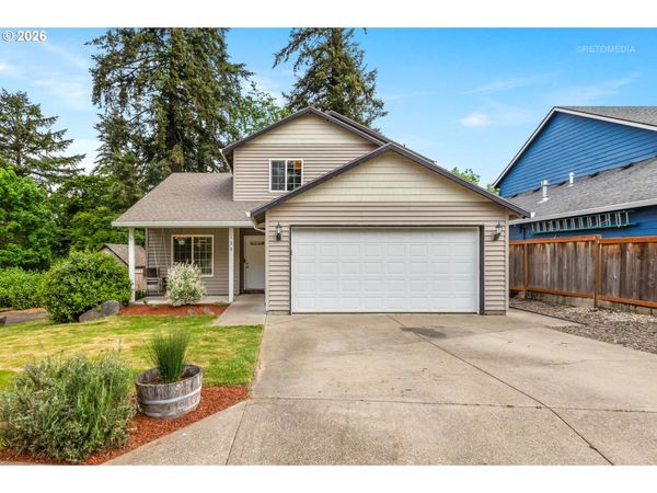 155 AARON WAY, Newberg, OR 97132