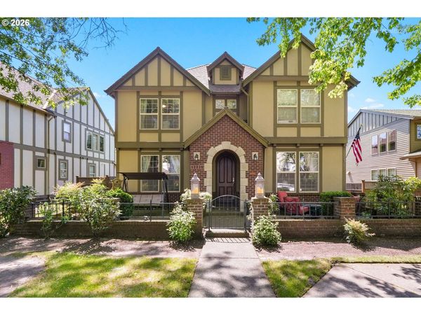 12026 SW SURREY ST, Wilsonville, OR 97070