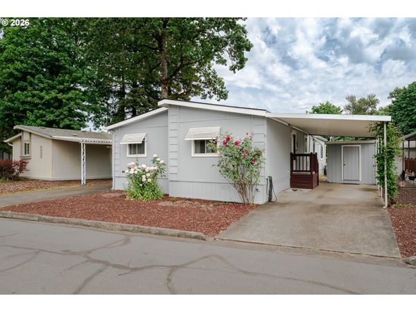 16386 SE 135TH AVE, Unit #19, Clackamas, OR 97015