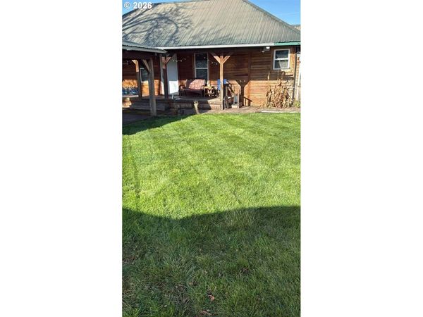 85019 PARKWAY RD, Pleasant Hill, OR 97455