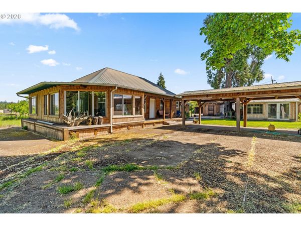 85019 PARKWAY RD, Pleasant Hill, OR 97455
