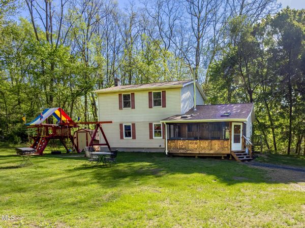 99A Beach Road, Clifton Park, NY 12065