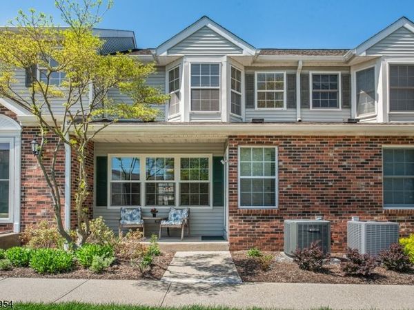 102 Appleton Way, Hanover, NJ 07981