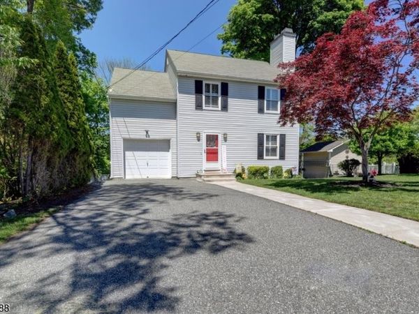 12 Ogden Ter, Butler, NJ 07405