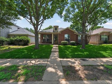 2830 Gospel Drive, Dallas, TX 75237
