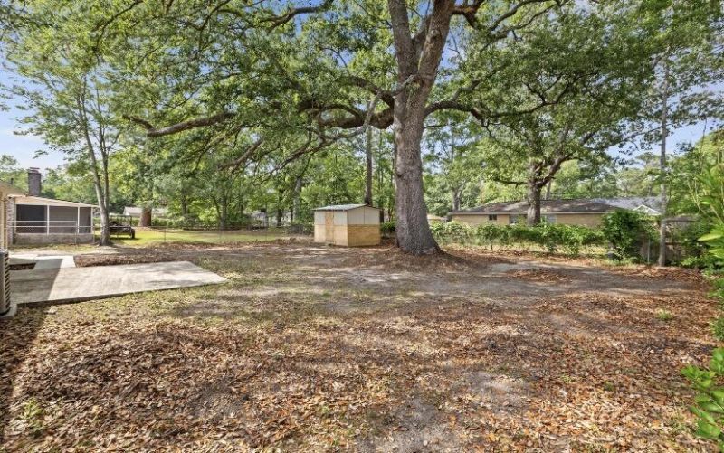 7708 Jadewood Drive Photo 27