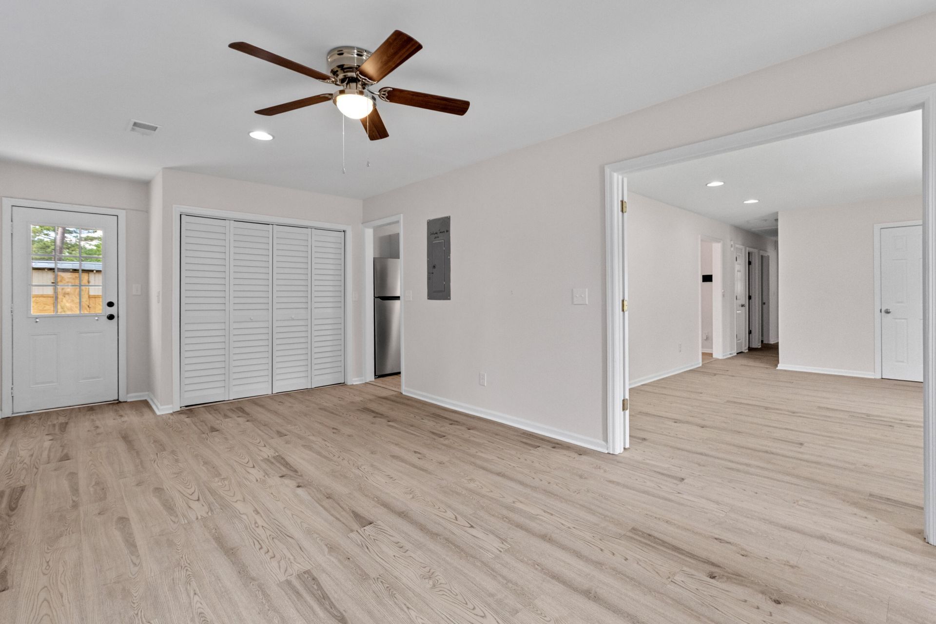 7708 Jadewood Drive Photo 7