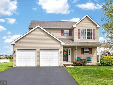 35 WESTBURY DRIVE , GILBERTSVILLE, PA 19525