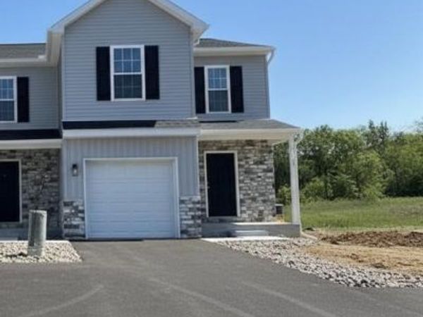 28 SAND ST , CLEONA, PA 17042