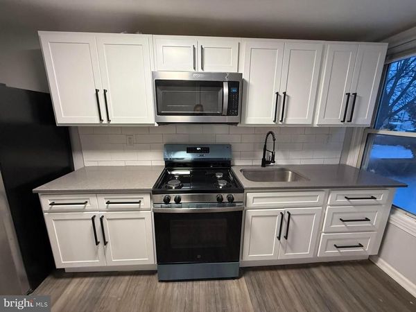 212 WARREN STREET , Unit 2, BEVERLY, NJ 08010