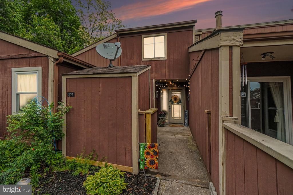 232 BRIAN DRIVE, ENOLA, PA 17025