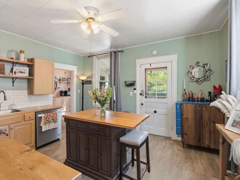 6146 Cedar, Elmwood Place, OH 45216 Photo 8