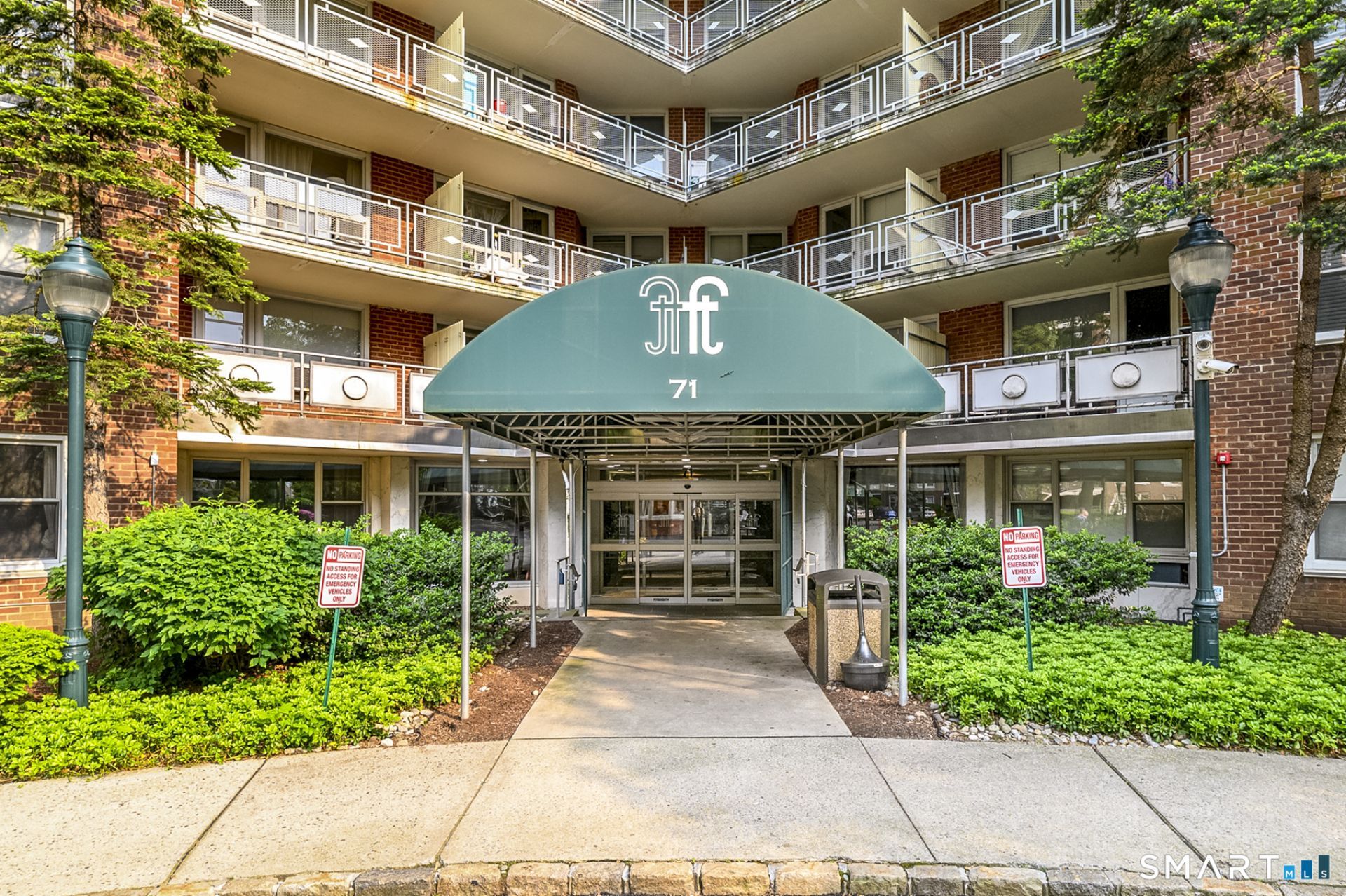 71 Strawberry Hill, Unit 1010, Stamford, CT 06902 Main Photo