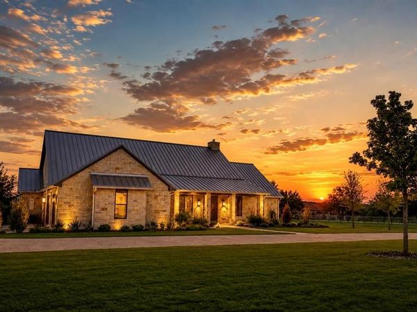 1601 Silverado Drive , Weatherford, TX 76087