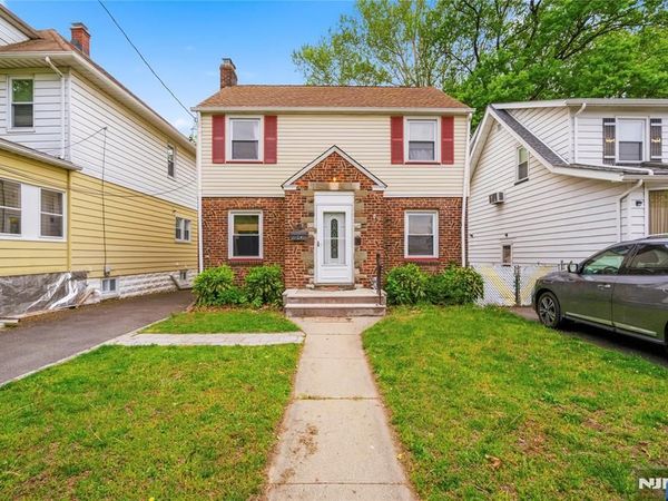 43 Smallwood Avenue, BELLEVILLE, NJ 07109