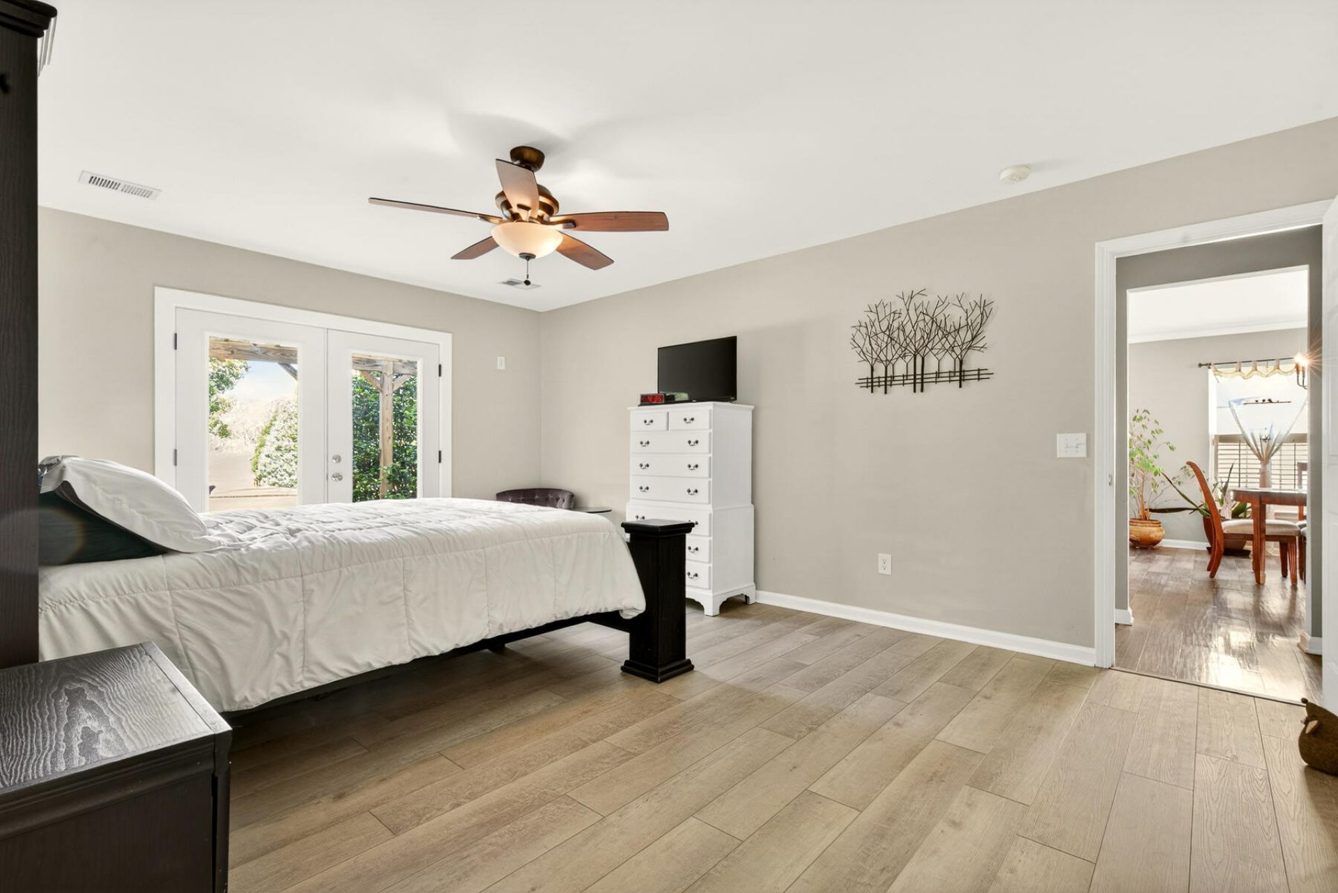 268 Emerald Isle Drive Photo 21