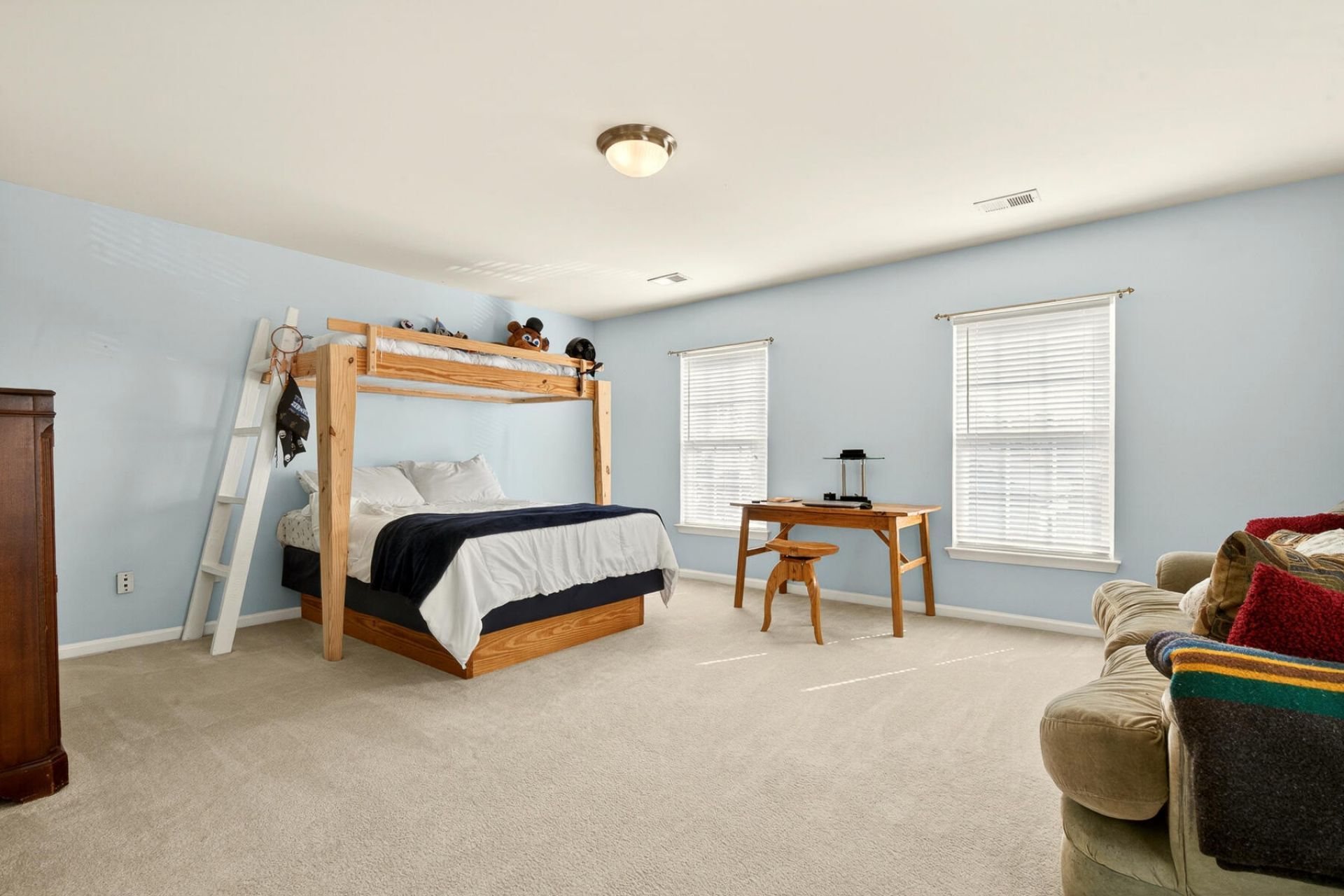 268 Emerald Isle Drive Photo 26