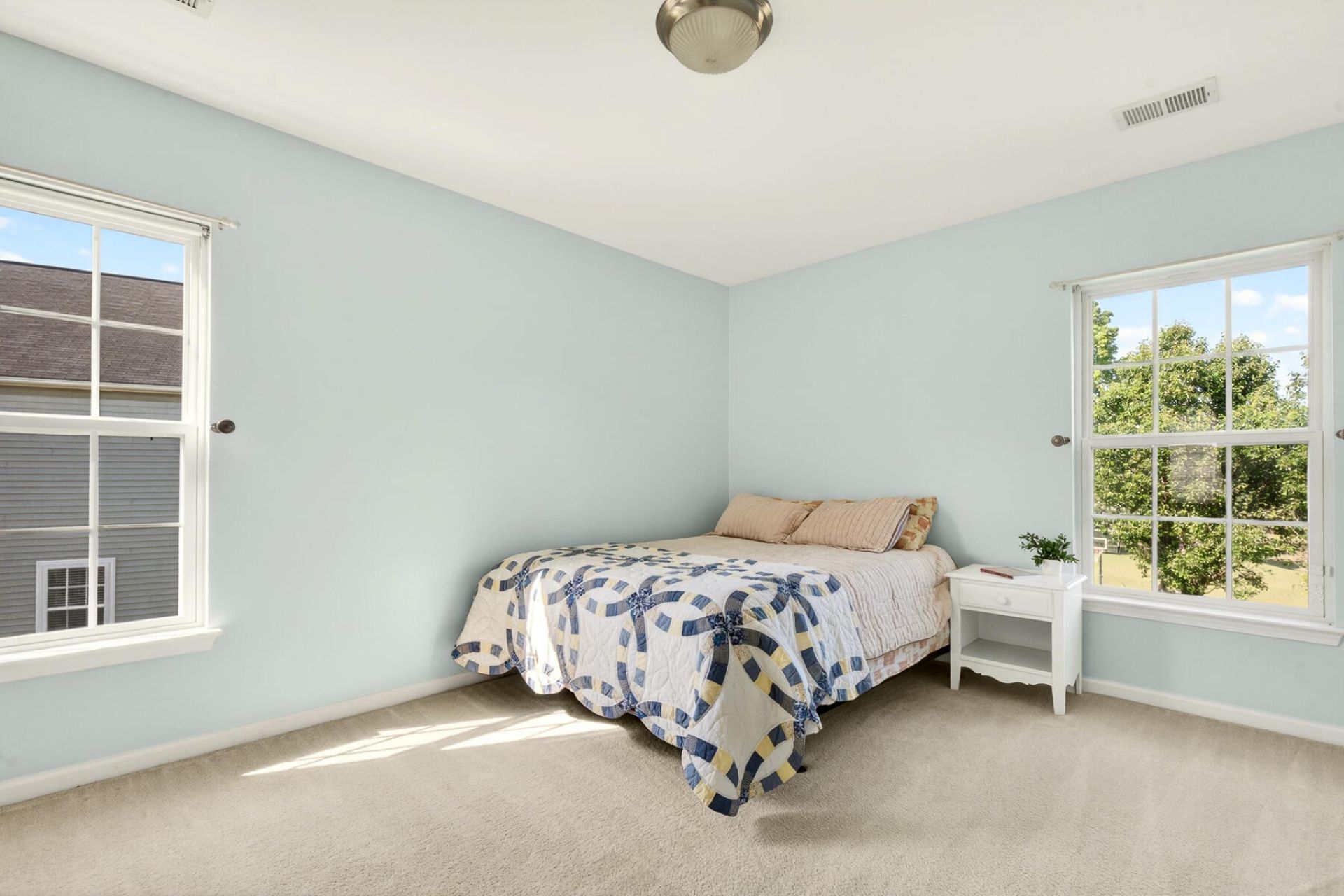 268 Emerald Isle Drive Photo 35