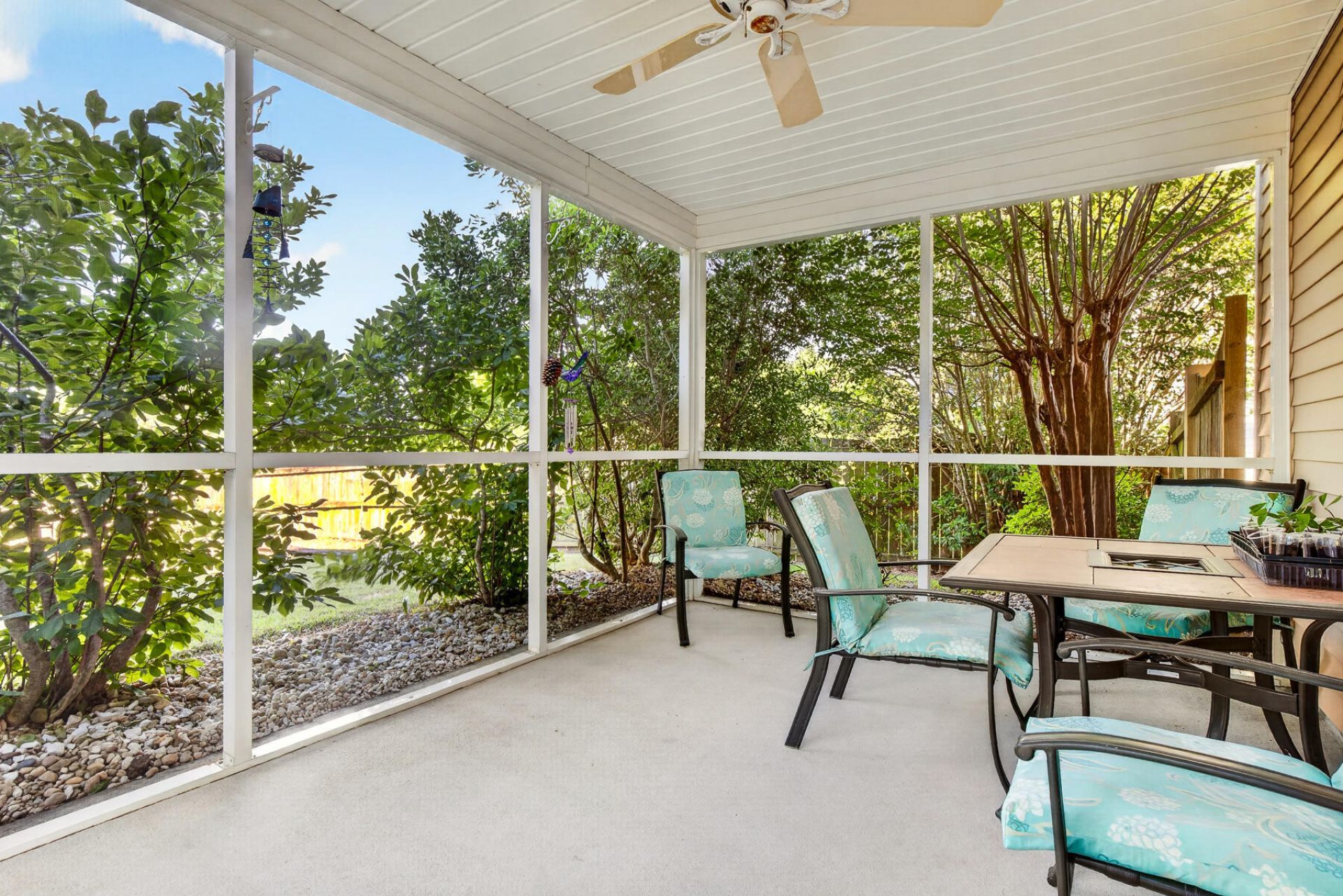 268 Emerald Isle Drive Photo 36