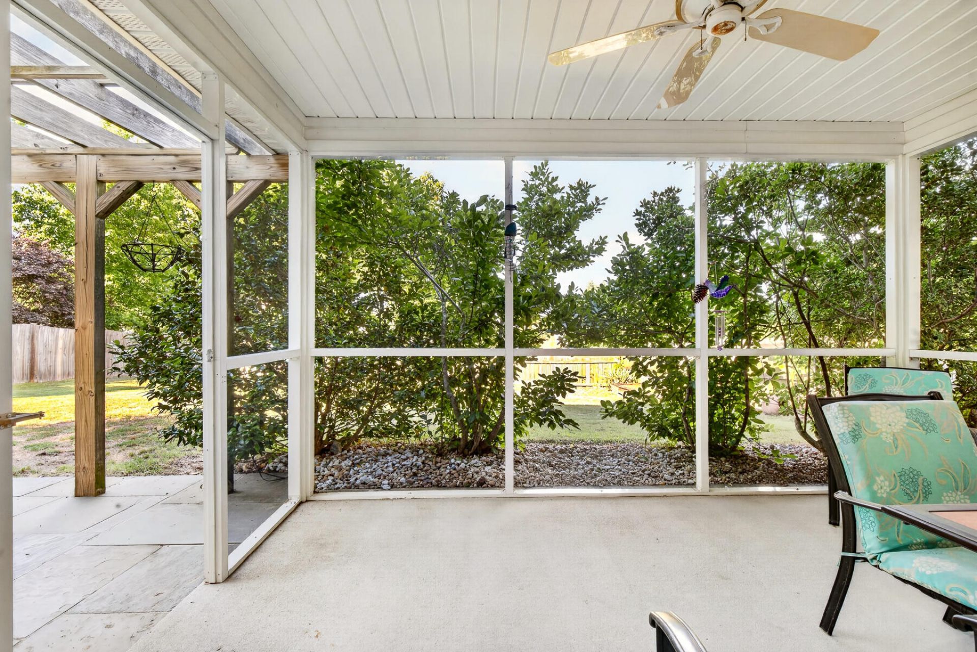 268 Emerald Isle Drive Photo 37