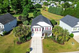 268 Emerald Isle Drive photo 4