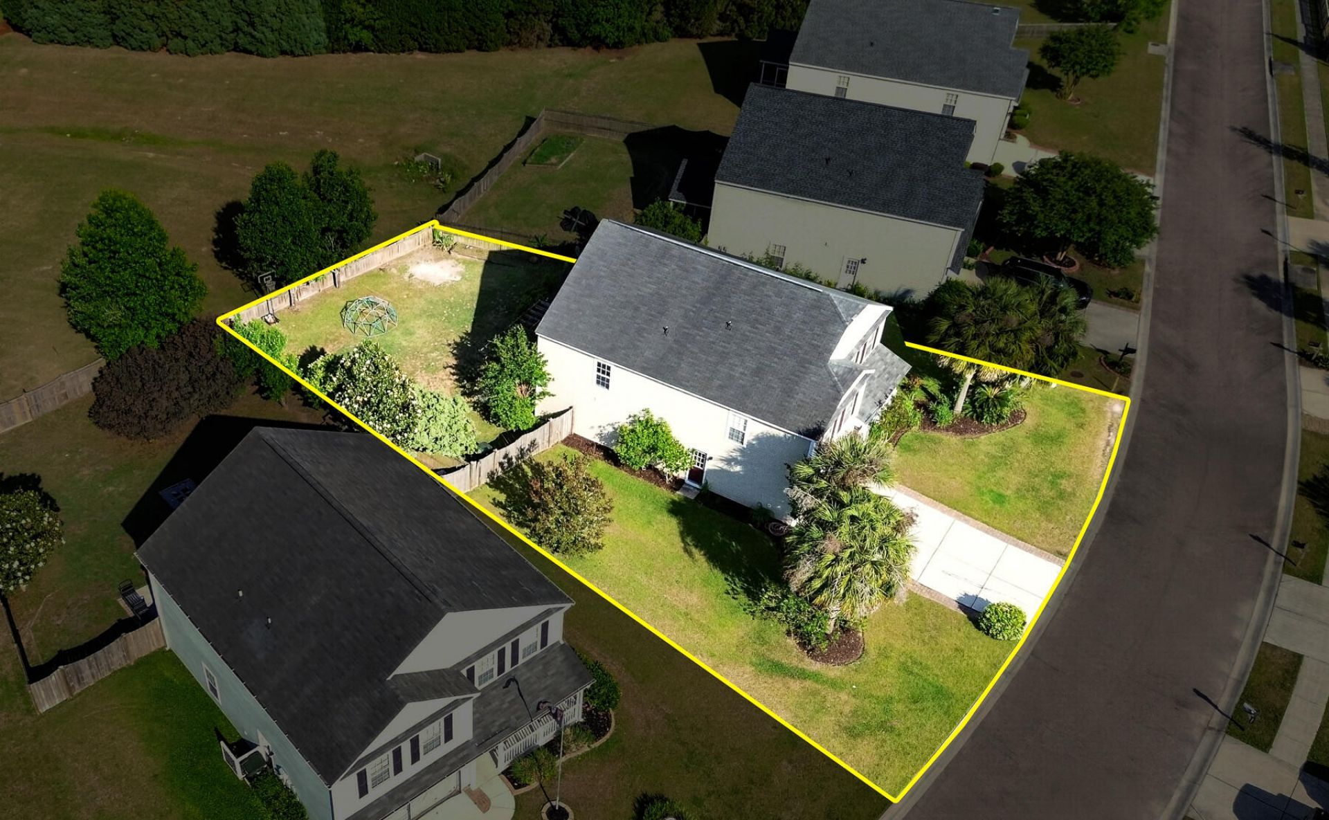 268 Emerald Isle Drive Photo 43