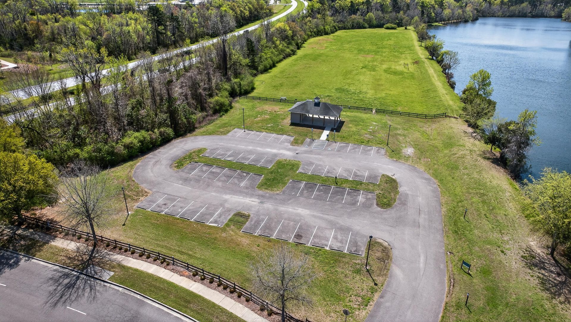 268 Emerald Isle Drive Photo 50