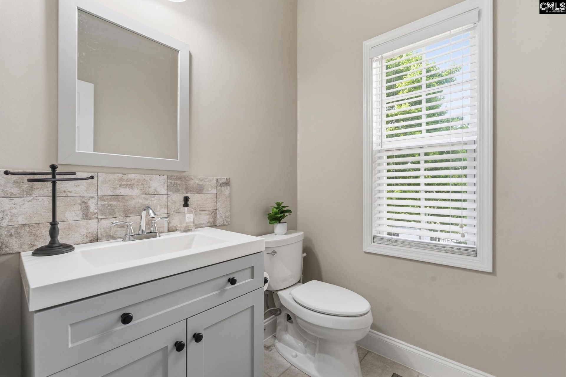 2 Hunters Pond Drive  Photo 36