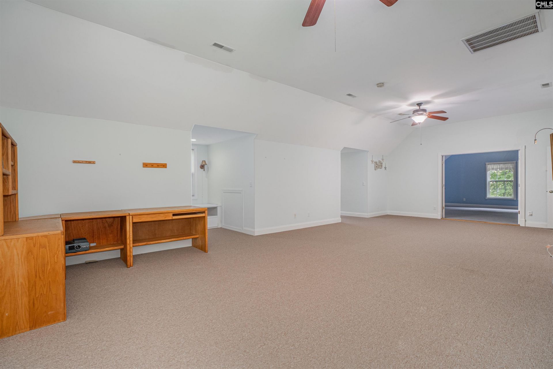 825 Westwoods Drive  Photo 32