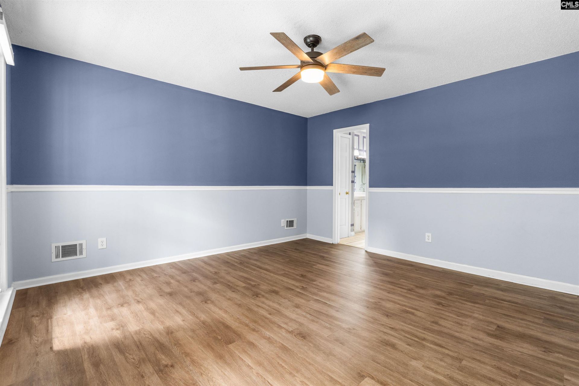 125 Cranewater Drive  Photo 12