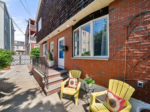 3 London Court, Boston, MA 02128