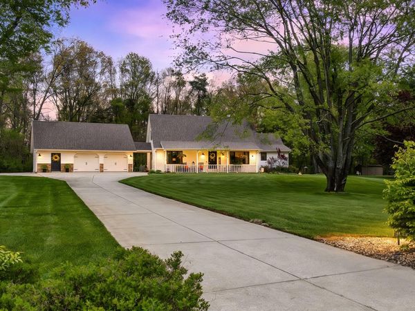 23070 Prairie View Court, Mattawan, MI 49071