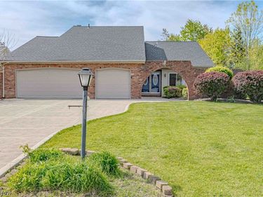 16461 S Red Rock Drive, Strongsville, OH 44136
