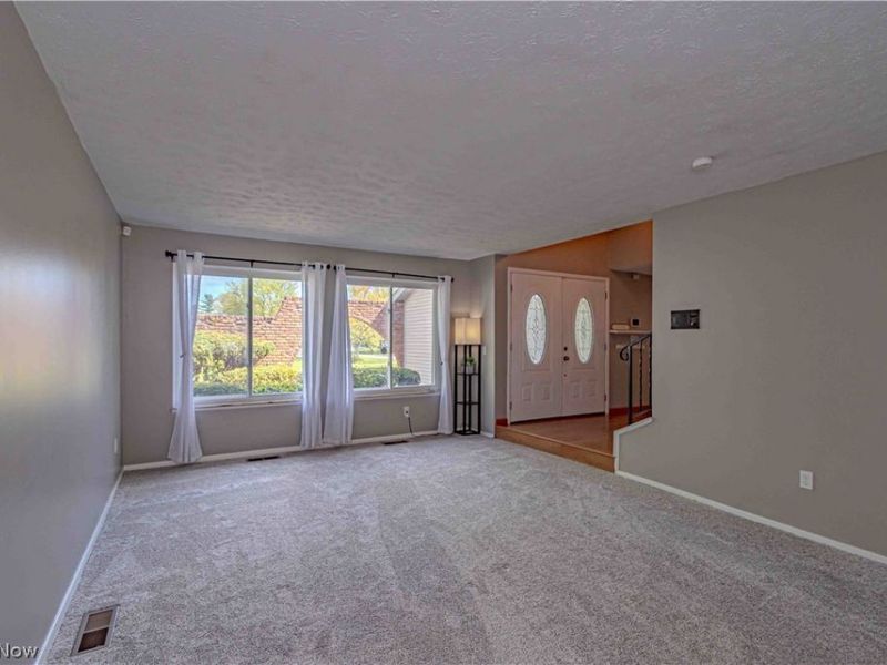 16461 S Red Rock Drive , Strongsville, OH 44136 Photo 18