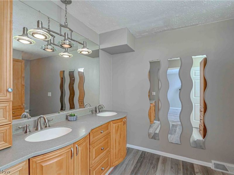 16461 S Red Rock Drive , Strongsville, OH 44136 Photo 26