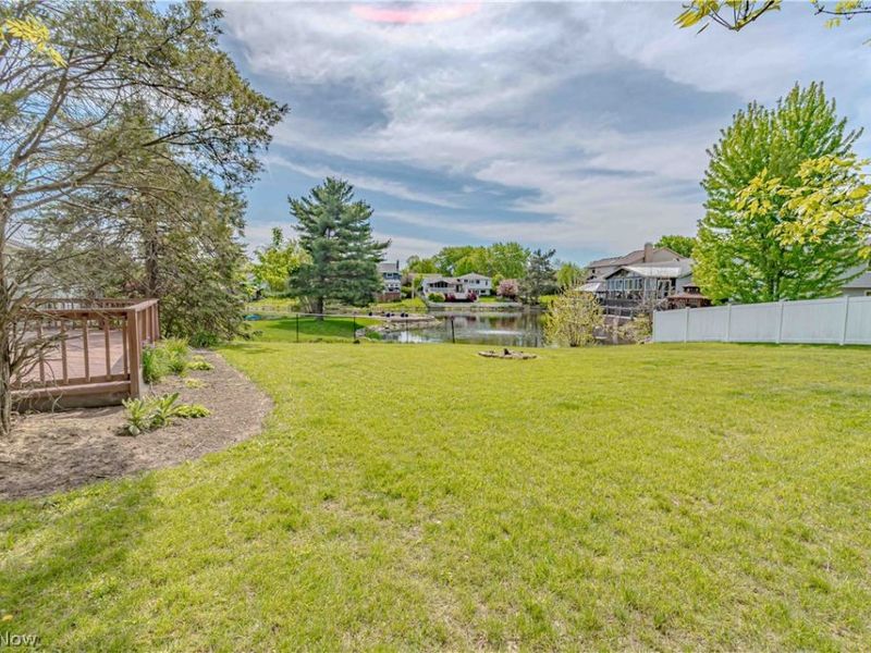 16461 S Red Rock Drive , Strongsville, OH 44136 Photo 34