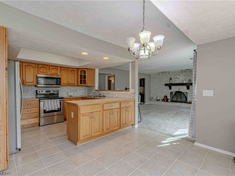 16461 S Red Rock Drive , Strongsville, OH 44136 Photo 9