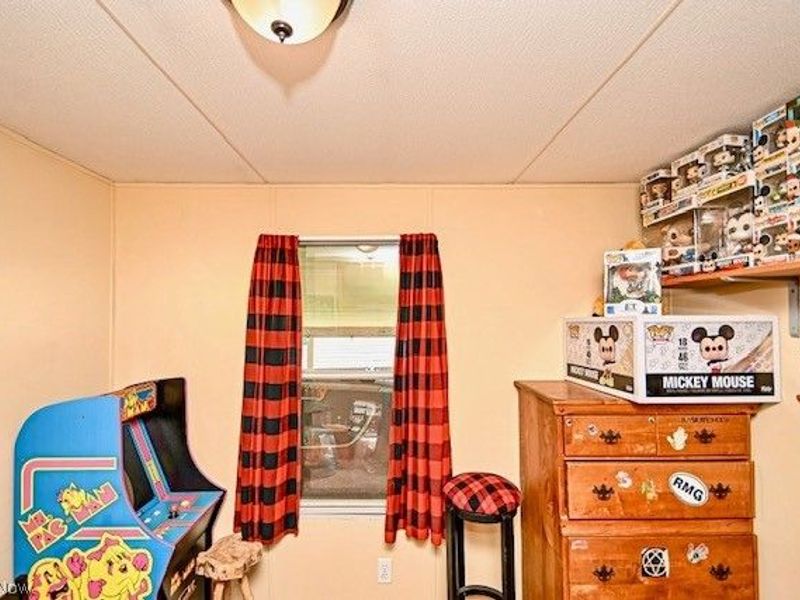 2737 Barn Drive SW, Canton, OH 44706 Photo 18