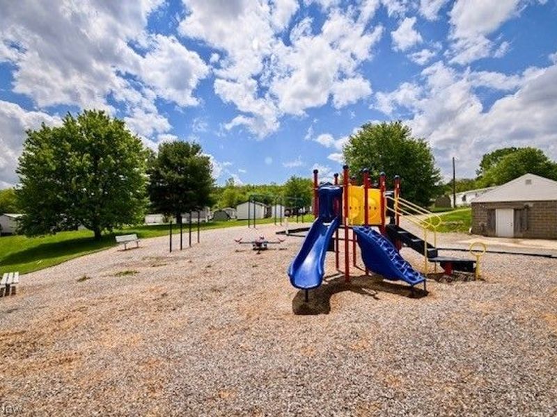 2737 Barn Drive SW, Canton, OH 44706 Photo 22