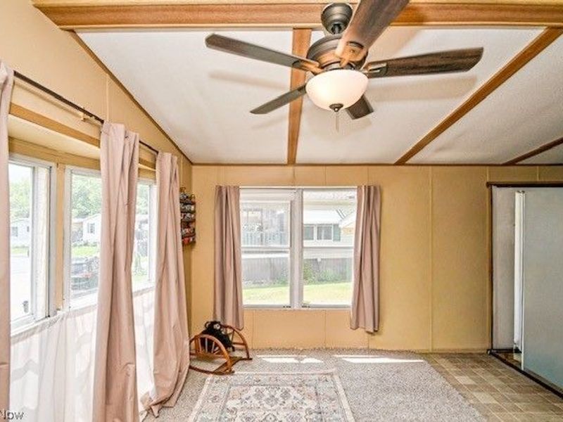 2737 Barn Drive SW, Canton, OH 44706 Photo 7
