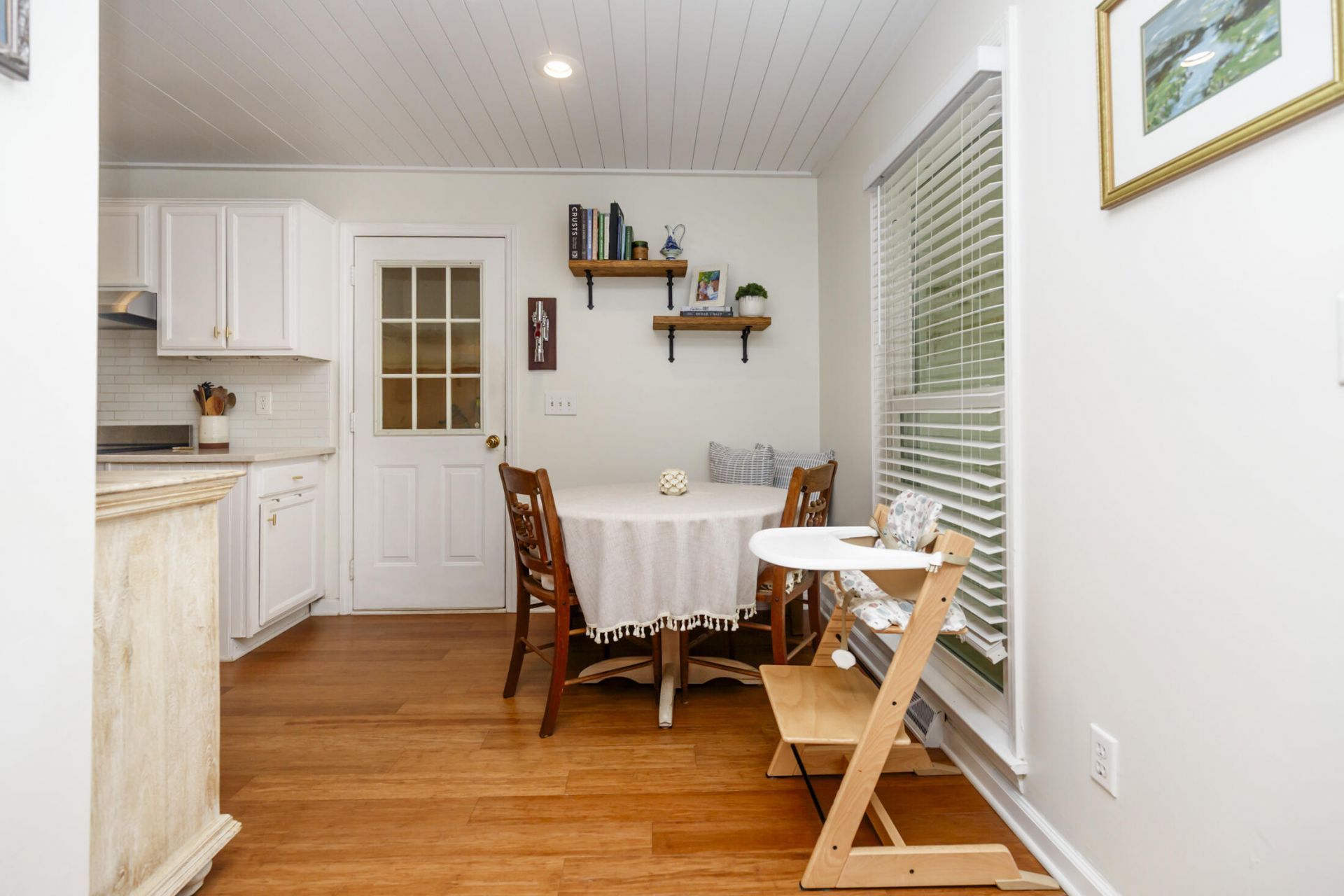 819 Abcaw Way Photo 19