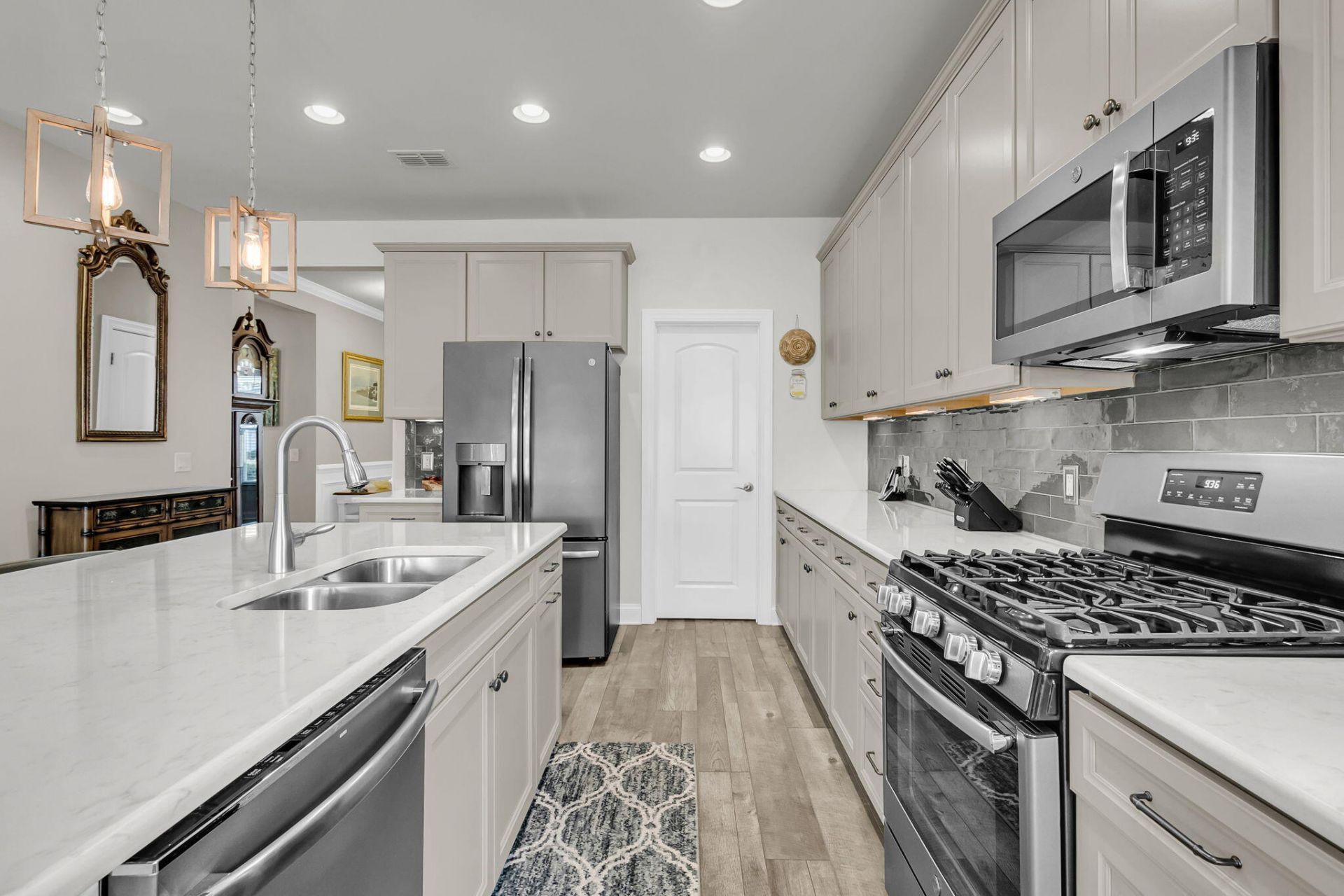 213 Fall Crossing Place Photo 13