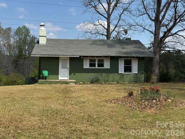 341 Lake Road , Rockingham, NC 28379