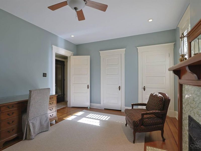 1704 E McMillan Street, Cincinnati, OH 45206 Photo 19
