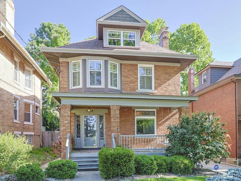 1704 E McMillan Street, Cincinnati, OH 45206 Photo 2