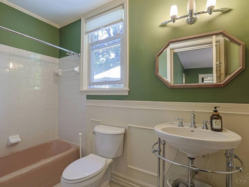 1704 E McMillan Street, Cincinnati, OH 45206 Photo 28